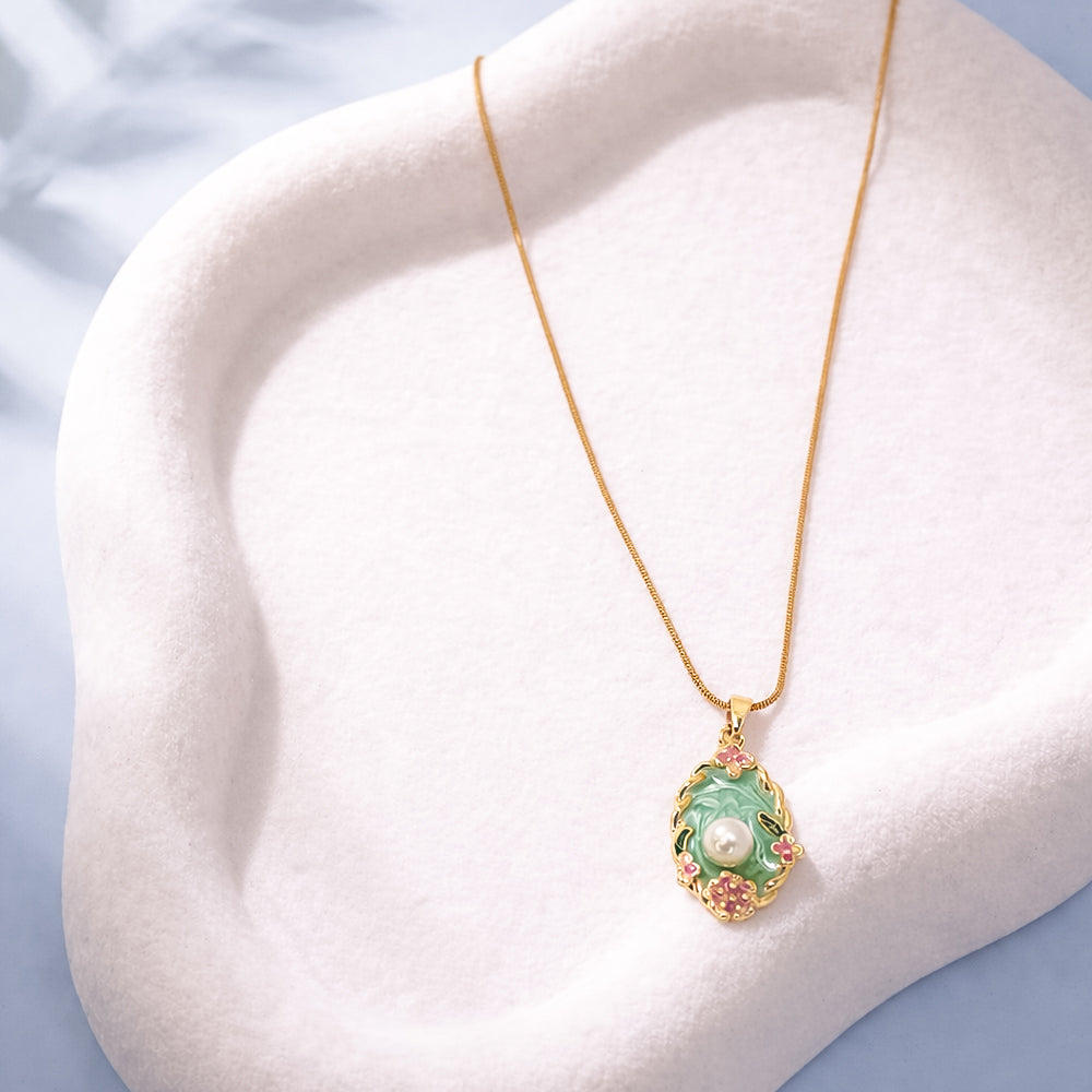 Blossom Pearl Pendant Necklace