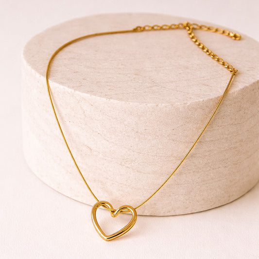 Elegant Open Heart Necklace