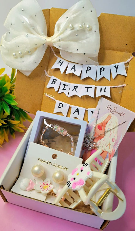 Siraa Cute Birthday Gift Hamper