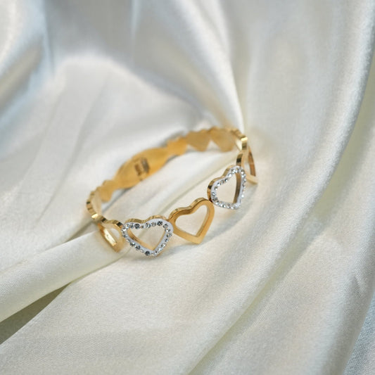 Luxe Heart Design Bracelet